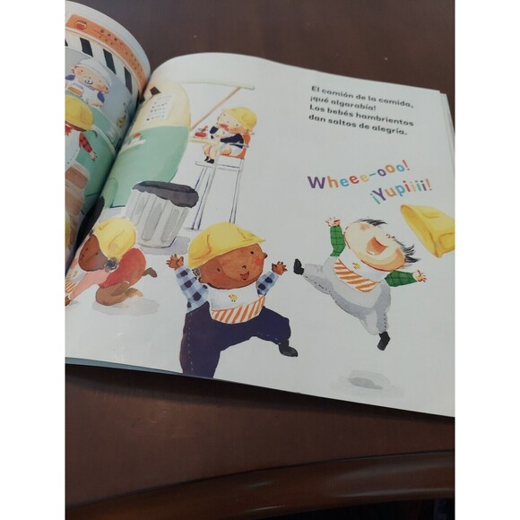 Baby Builders Bebes Constructores (Bilingual Spanish English) Children's Book - Picture 6 of 8